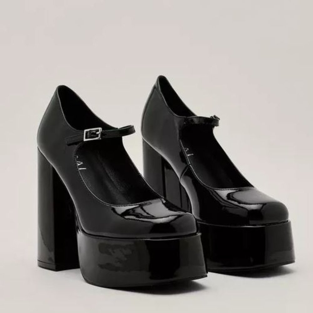 Nasty Gal Black Mary Janes